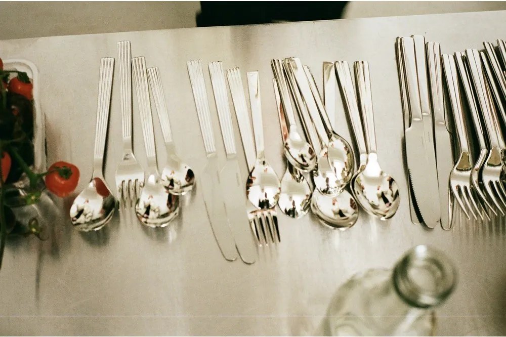 Antikoro príbor 16 ks v striebornej farbe Grand Cru – Rosendahl