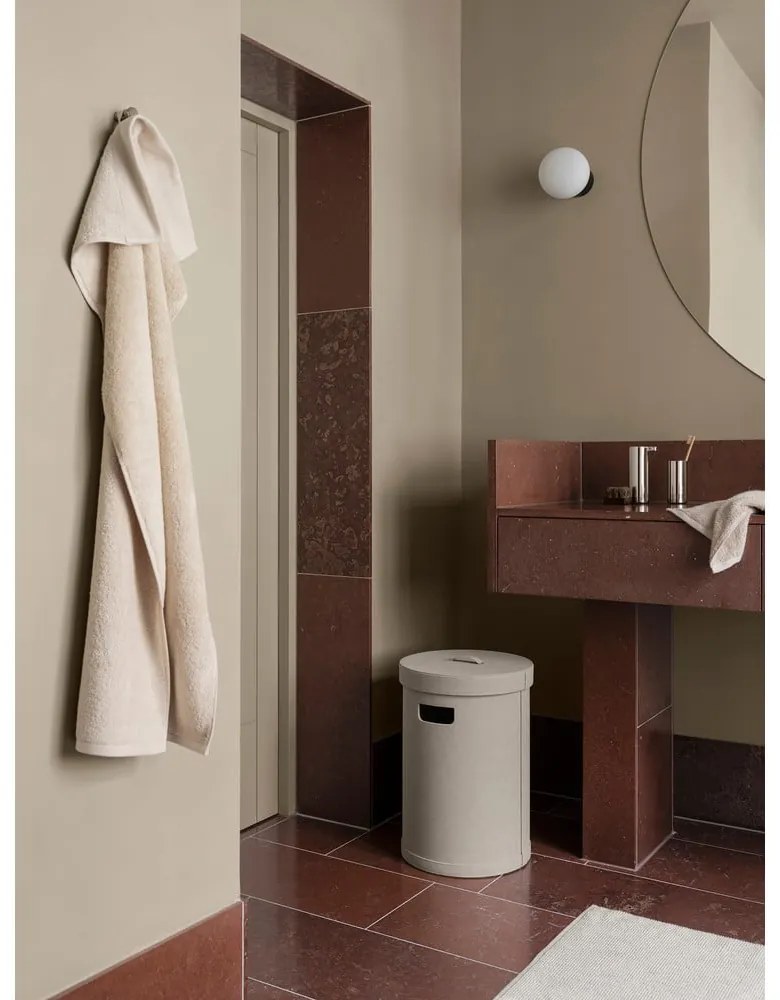 Béžový kôš na bielizeň z umelej kože Sahla M – Blomus