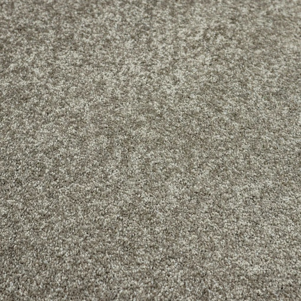 ITC, Metrážny koberec Felix 043, na mieru, šíře 4m, šedá, filc, detská izba