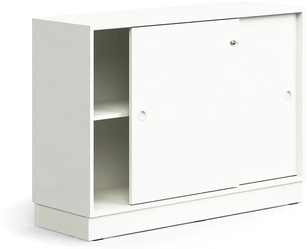 Skriňa s posuvnými dverami QBUS, 1 polica, so soklom, s madlom, 868x1200x400 mm, biela