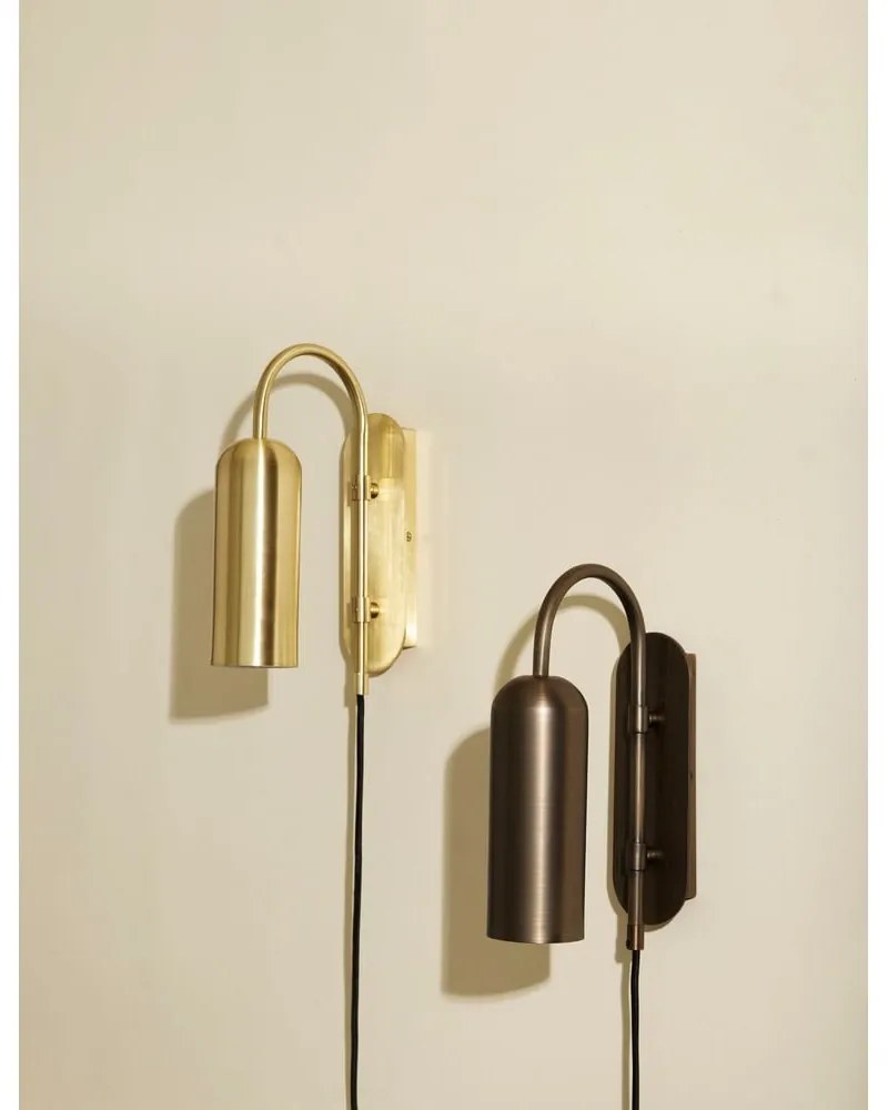 Nástenné svietidlo v zlatej farbe Zenith – Hübsch