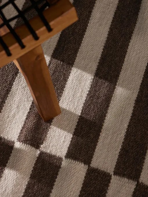 Obojstranný koberec Hanse Home Vika hnedý / prírodný / biely