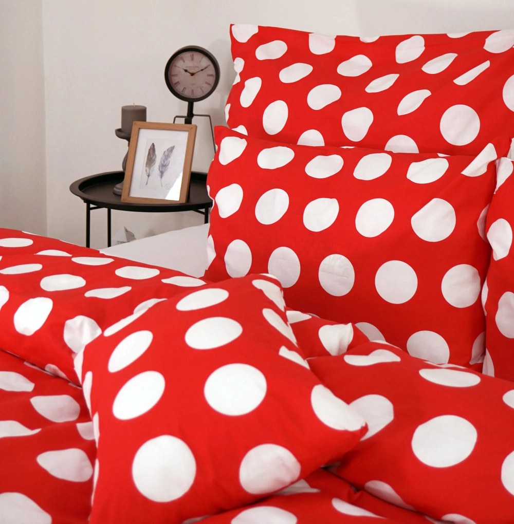 Obliečky bavlnené Dots červené EMI: Francúzsky set1 200x220 + 2x (70x90)