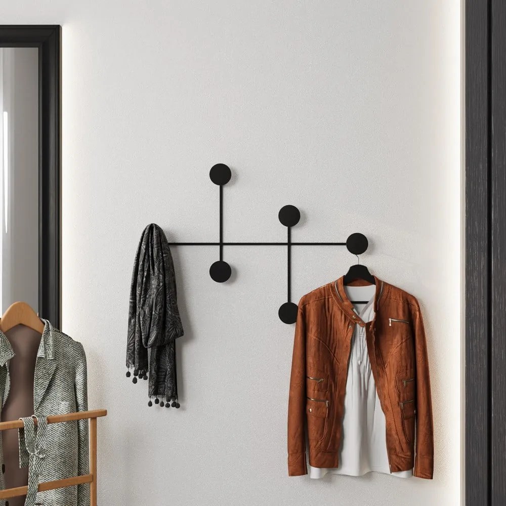 Čierny kovový nástenný vešiak Dama – Kalune Design