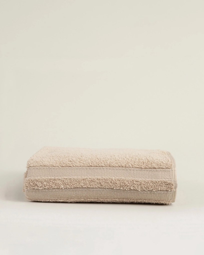 Uterák Essence 30x50 cm warm beige