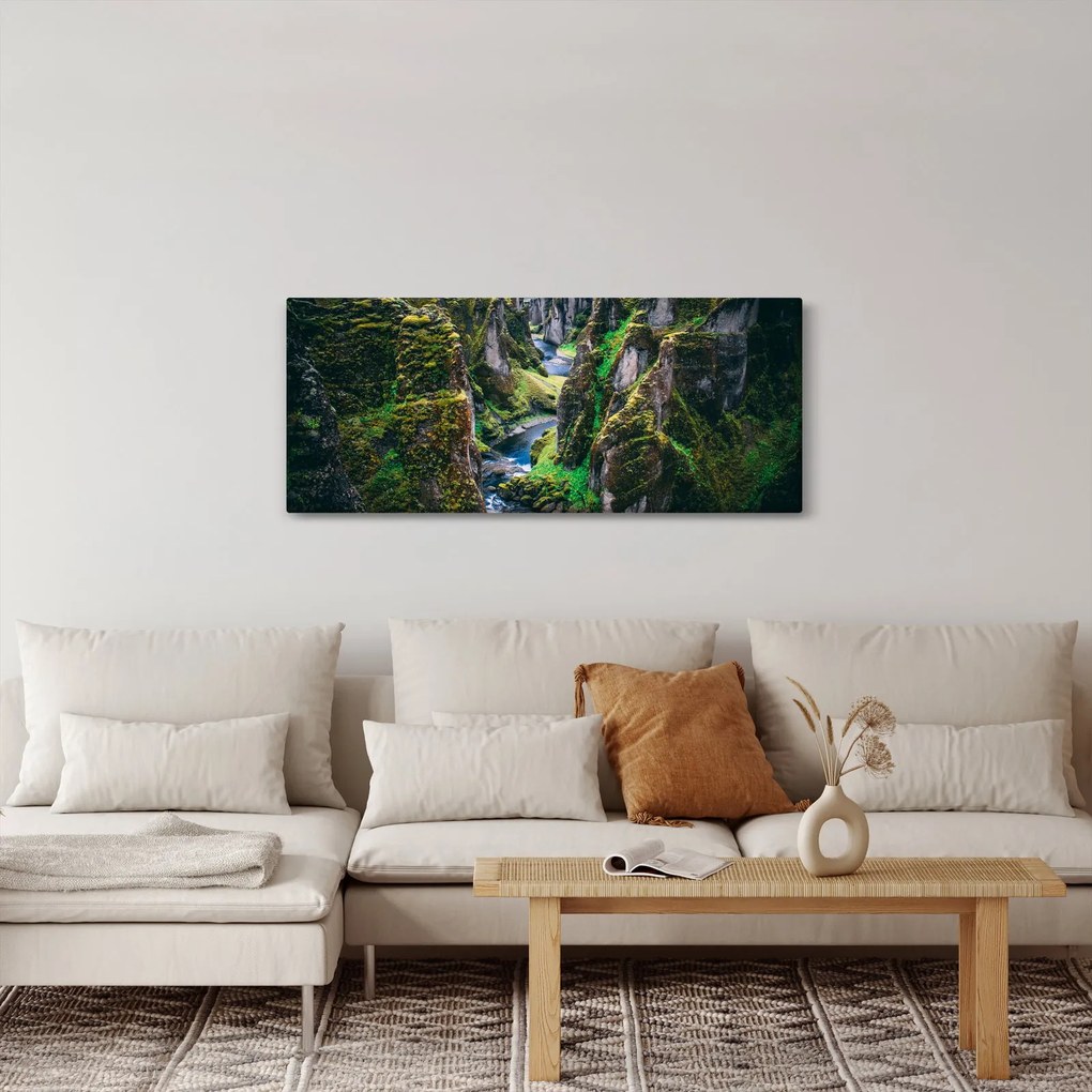 Obraz - Rieka v skalnatom údolí (120x50 cm)