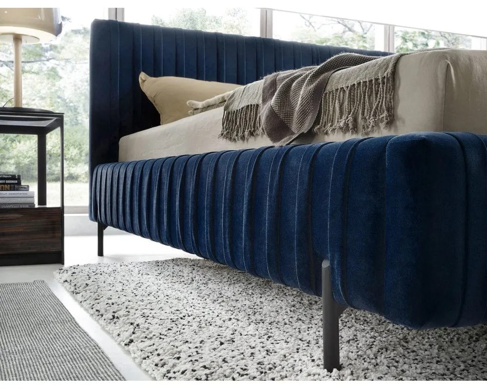 Tmavomodrá čalúnená dvojlôžková posteľ s úložným priestorom s roštom 180x200 cm Plissa – ELTAP
