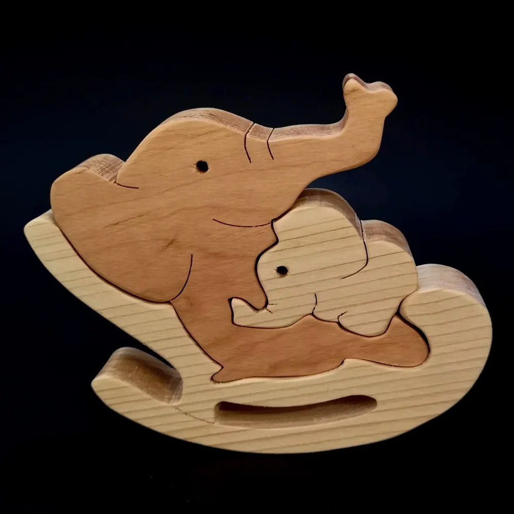 AMADEA Drevené puzzle hojdací slon, masívne drevo dvoch druhov drevín, 14x12x3 cm