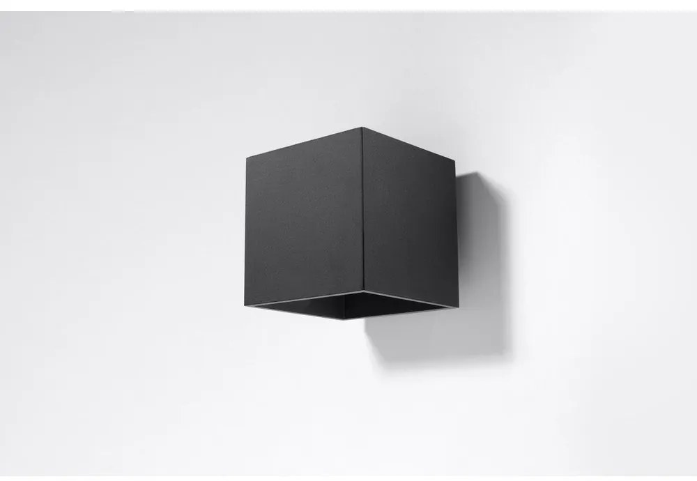 Čierne nástenné svietidlo Sollux Geo