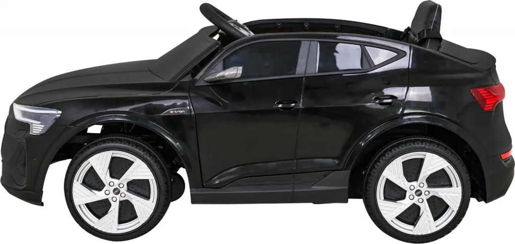Ramiz Audi E-Tron Sportback pre deti čierne + na diaľkové ovládanie + pohon 4x4 + pomalý štart + rádio MP3 + LED