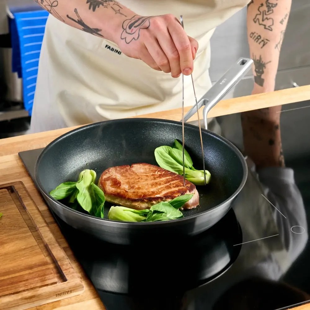 Antikoro panvica s nepriľnavým povrchom ø 30 cm Lucca 3.0 – FABINI
