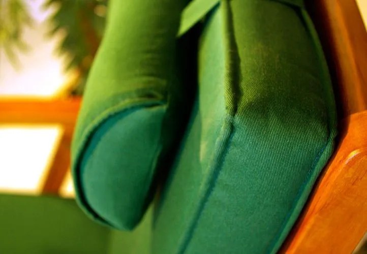 Divero 324 Polstrovanie na stoličku - záhradná zeleň