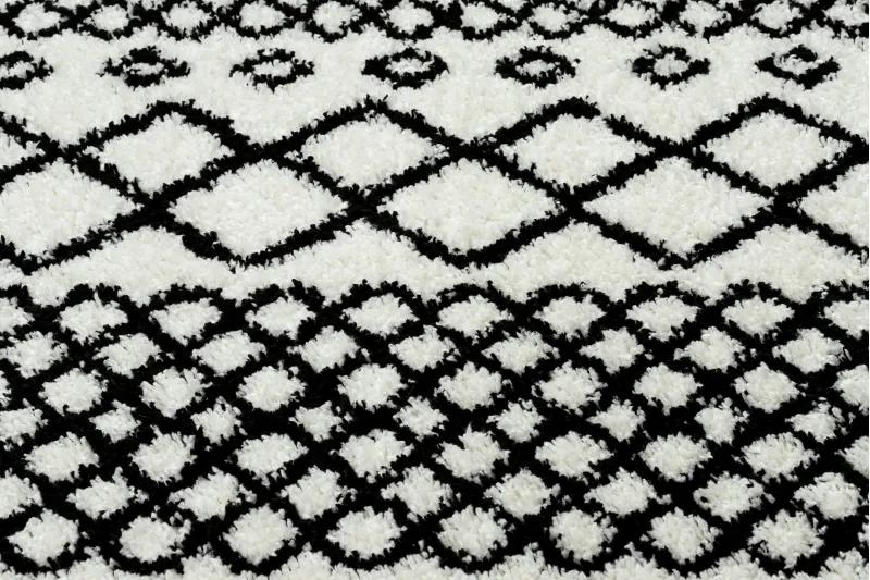 Koberec BERBER SAFI N9040, biela-čierna - strapce, Maroko Shaggy Veľkosť: 180x270 cm