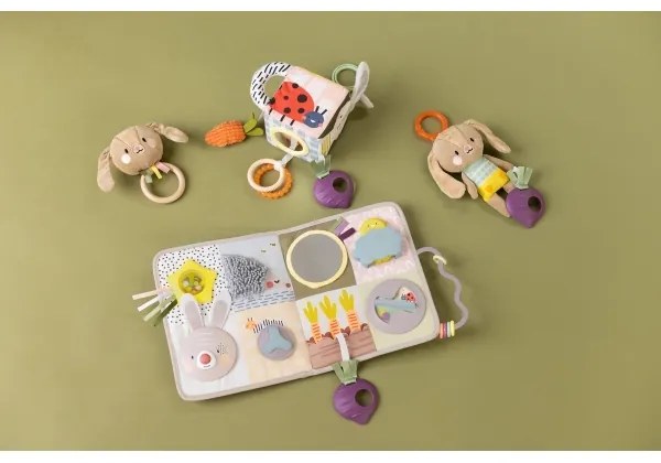 Taf Toys - Závesný pult do postieľky s melódiou Zahrada 3xAAA