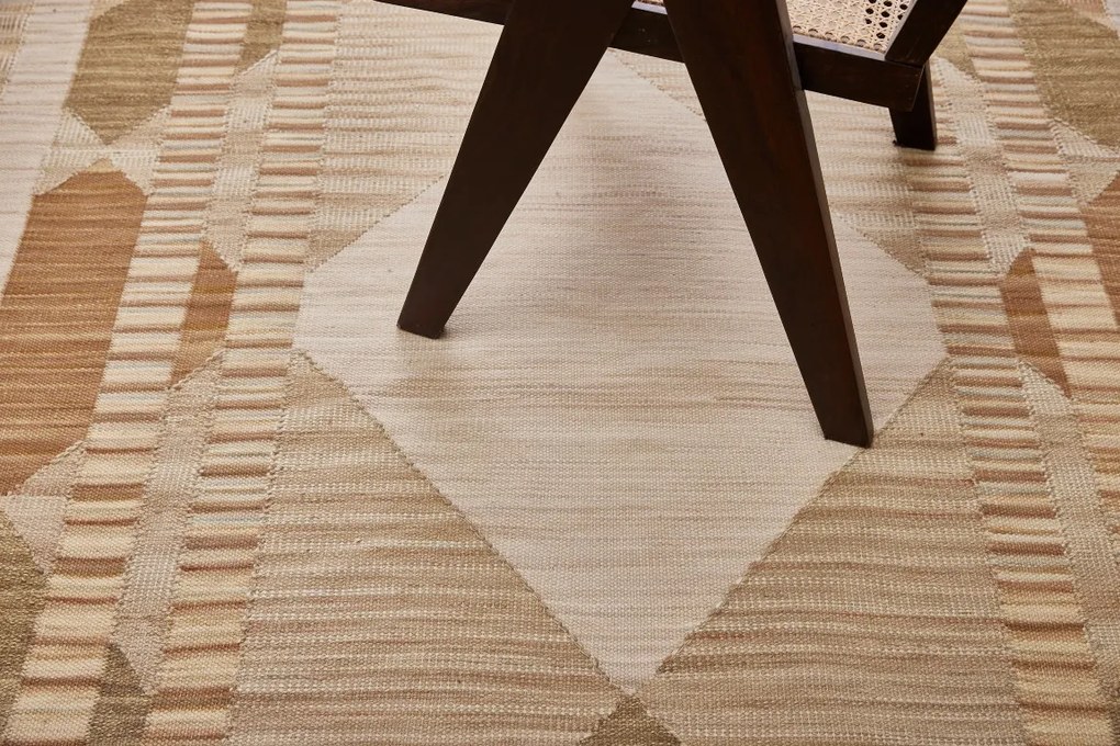 Diamond Carpets koberce Ručne viazaný kusový koberec Fibonacci I DESP HL88 Beige Mix - 80x150 cm