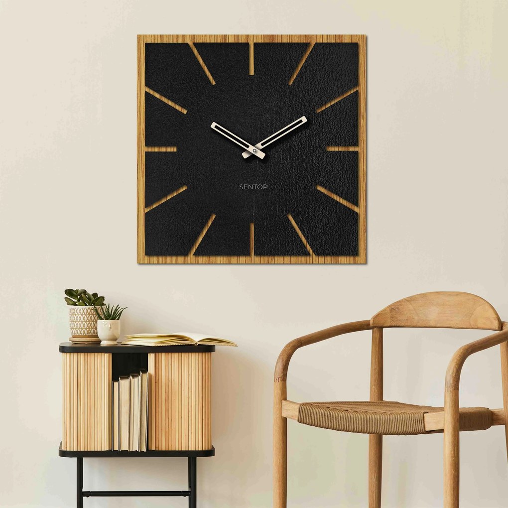 Veľké nástenné hodiny DUB - 30 - 50 cm | AKIL: Svetlé HDF - Dub HDF - čierna 30 cm 4197-70889 HDFK021