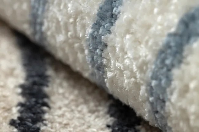 Koberec FUSION 7157 biely / zlatý