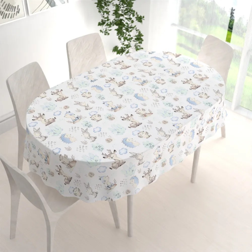 Biante Detský bavlnený oválny obrus Sandra SA-478 Lesné zvieratká v čučoriedkach na bielom 80x120 cm