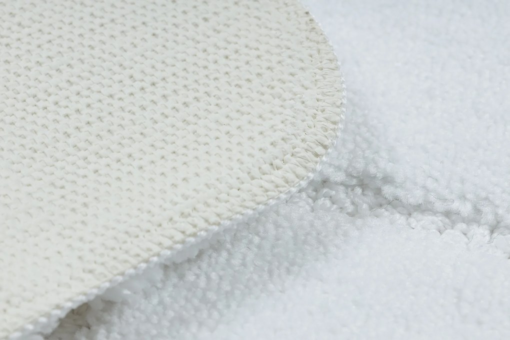 Koberec do kúpeľne SUPREME LINES, biely