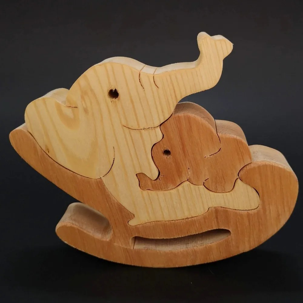 AMADEA Drevené puzzle hojdací slon, masívne drevo dvoch druhov drevín, 14x12,5x3 cm