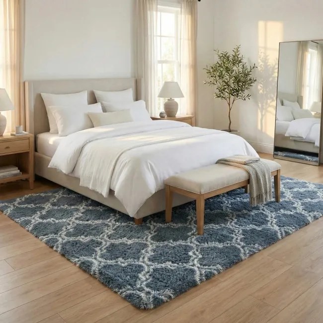 Protišmykový koberec DECOR strieborný