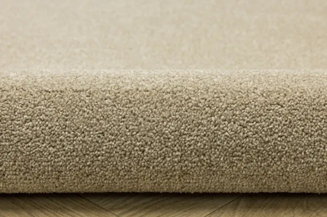 Metrážny koberec KEY-WEST 72 béžový