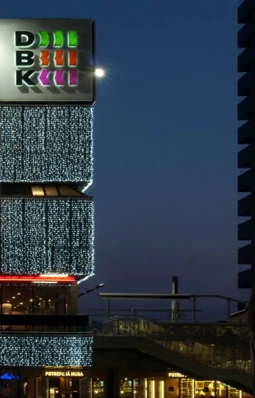 DECOLED LED světelná záclona, 1x7 m, ledově bílá, 600 diod, IP67