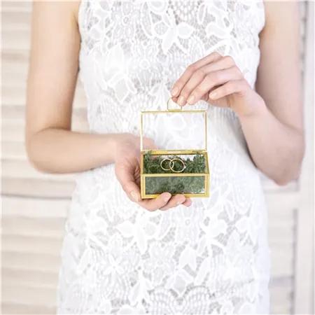 Sklenená krabička na svadobné prstene