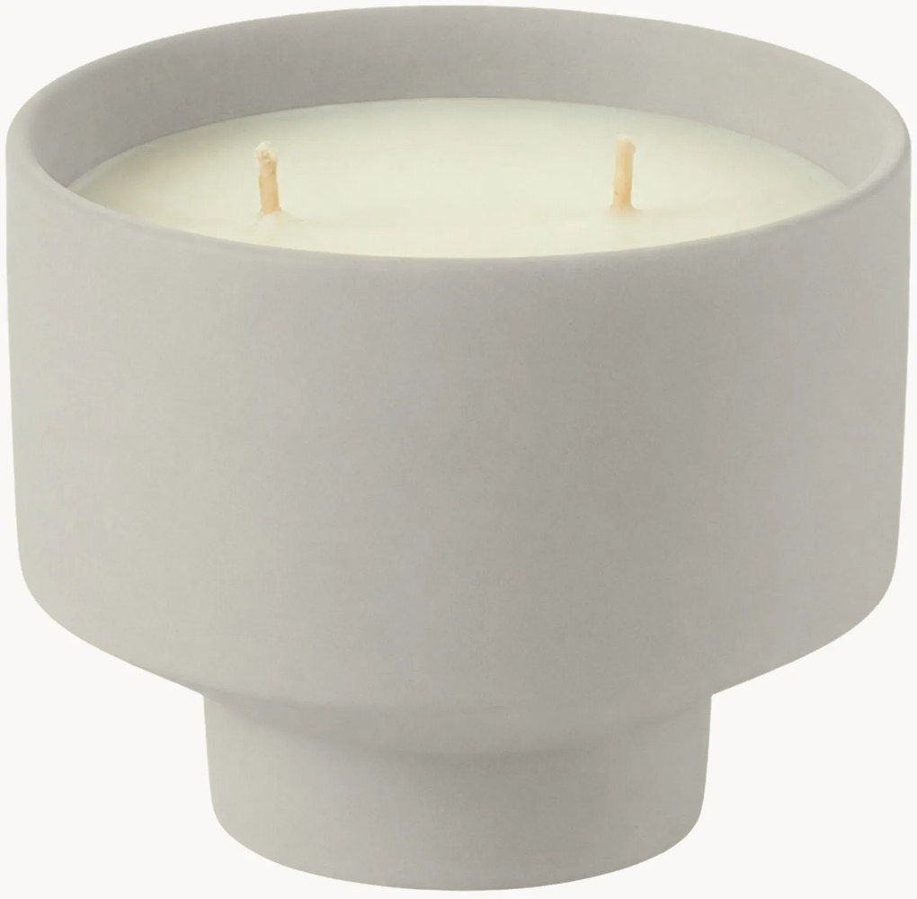 Ručne vyrobená vonná sviečka's dvoma knôtmi Ravello No. 02 (Himalayan Cedar & Jasmine)