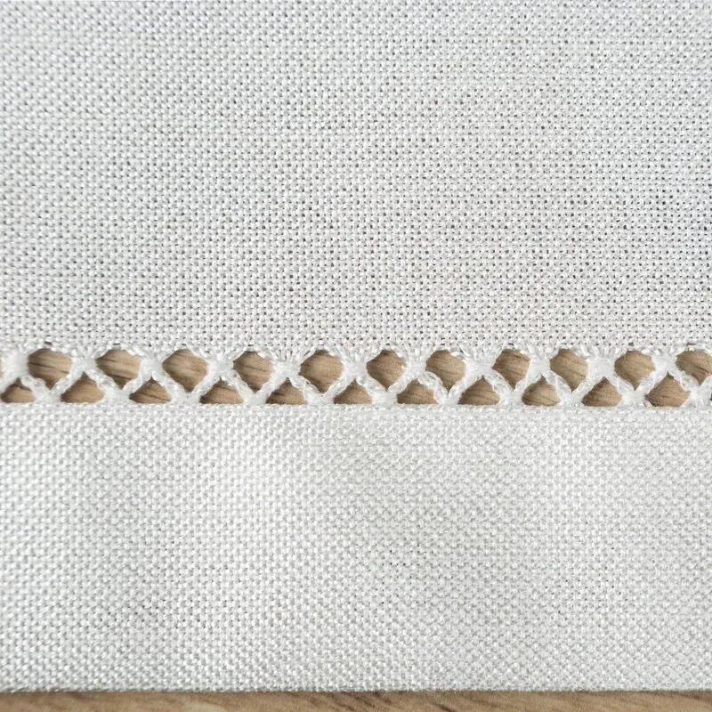 Dekorstudio Obrus na stôl EMILY 85x85 cm