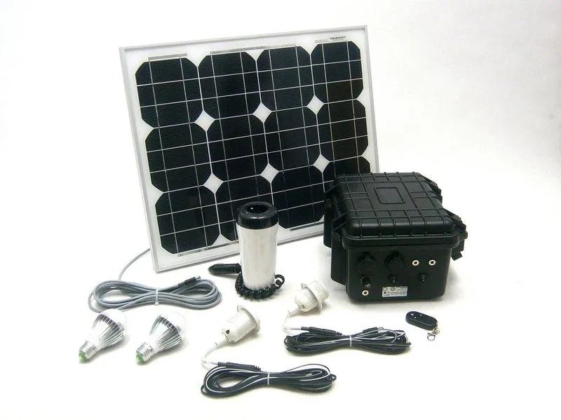 SOLAR Solárny monokryštalický systém SO204 30W 230V,12V s USB výstupom a LED osvetlením