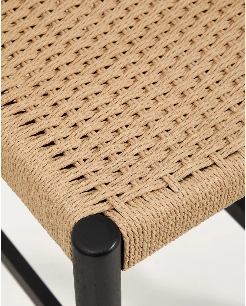 Čierna/v prírodnej farbe barová stolička z dubového dreva (výška sedadla 65 cm) Analy – Kave Home