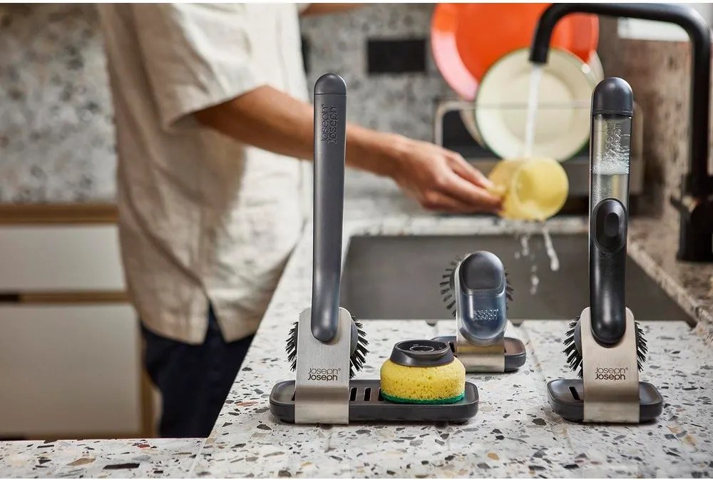 Kefa na riad so zásobníkom a stojanom SinkTech – Joseph Joseph