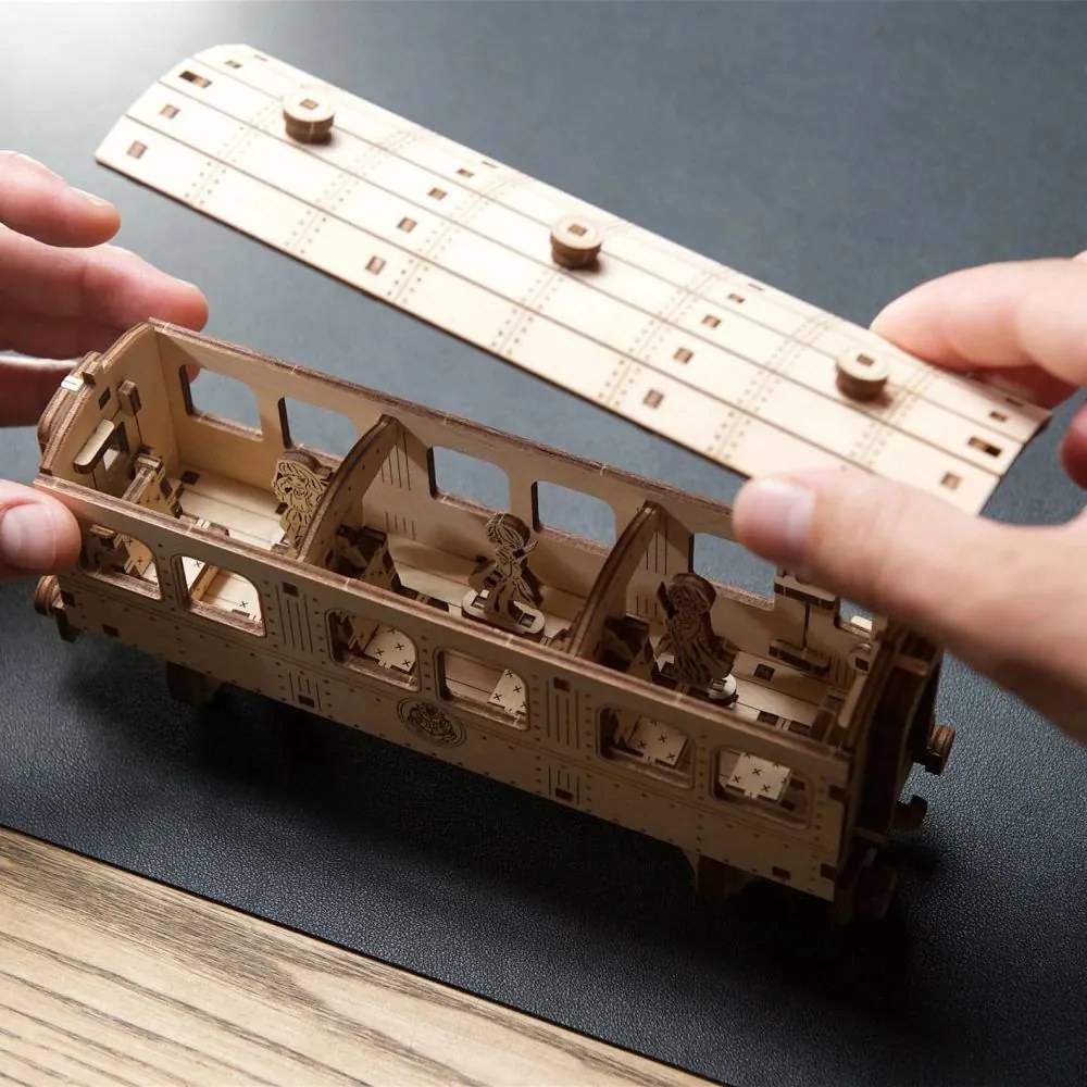 Ugears 3D mechanické puzzle Harry Potter Rokfortský expres 504 ks