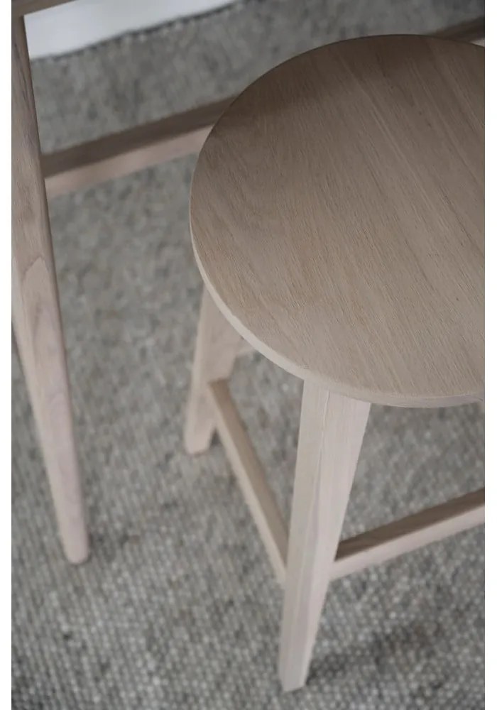Barová stolička z dubového dreva v prírodnej farbe (výška sedadla 65 cm) Austin – Rowico