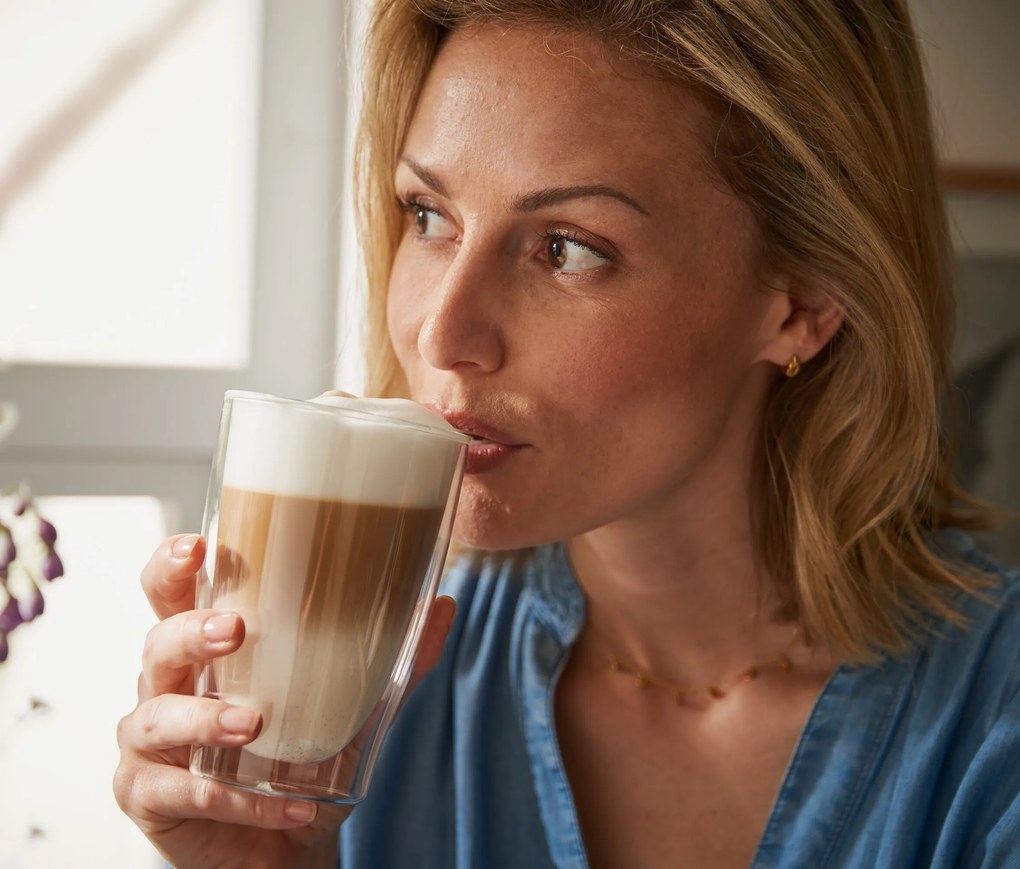 2 dvojstenné poháre na latte macchiato