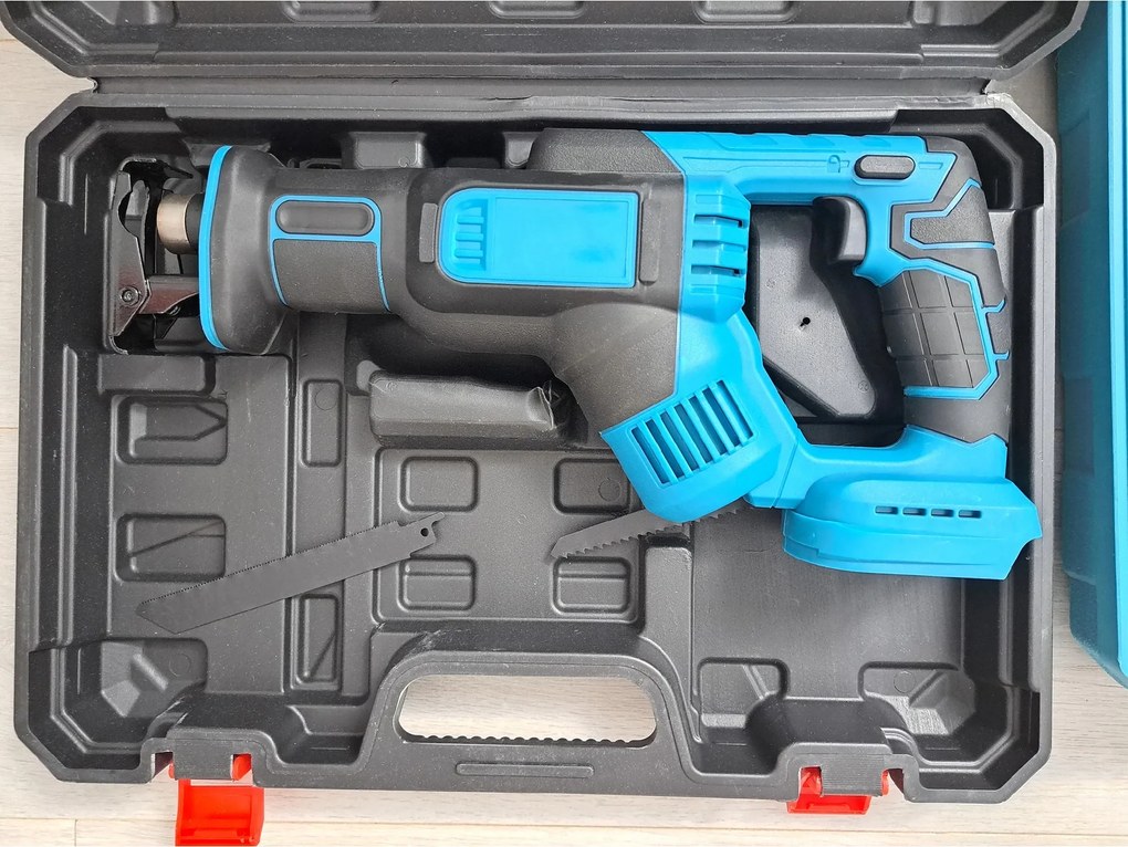 Alternatívna elektrická píla Pni CSW100 bez batérie, vrátane 4 kotúčov