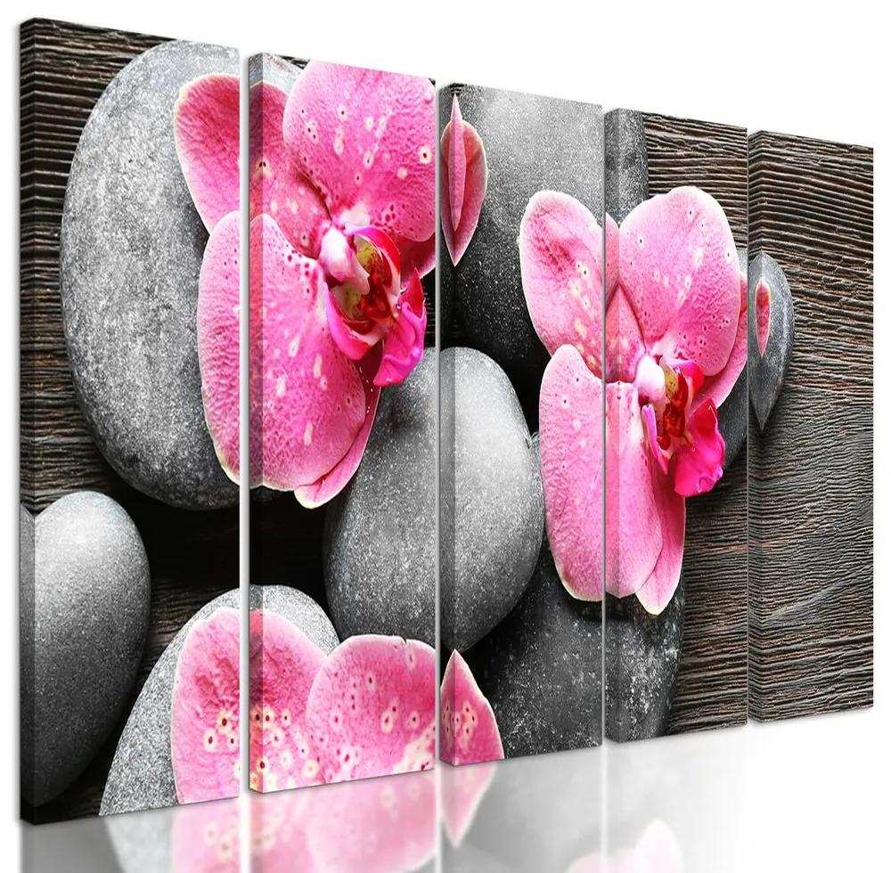 5-dielny obraz kvety orchidei na drevenom pozadí