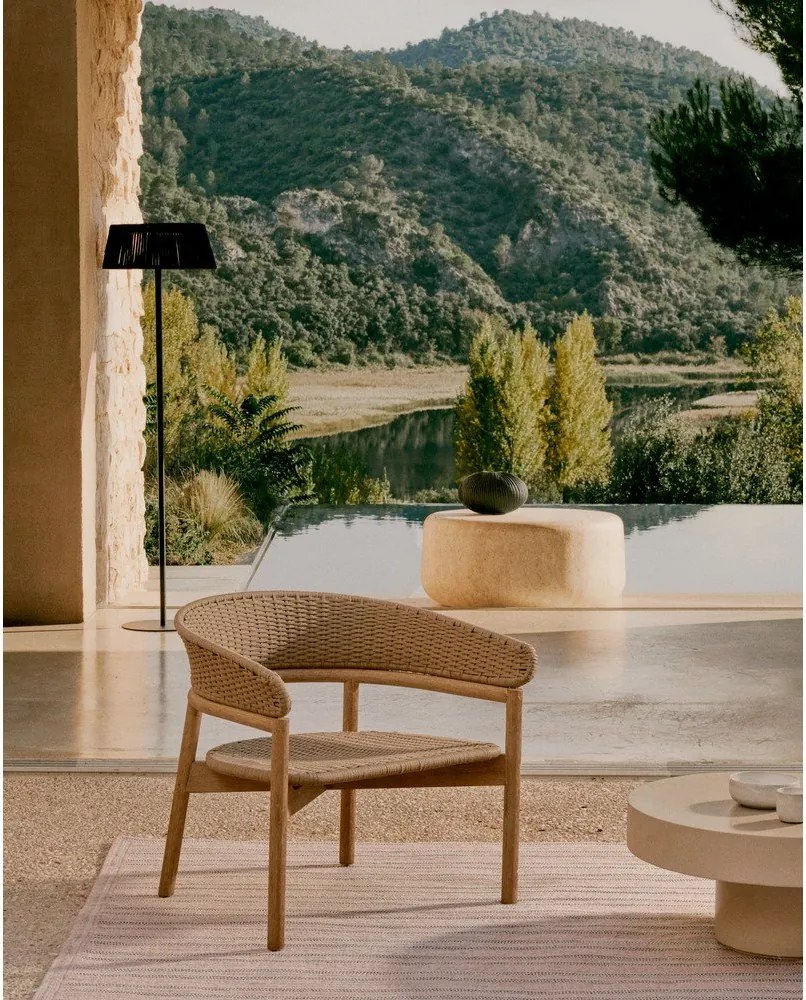 Drevené záhradné kreslo v prírodnej farbe Arinella – Kave Home