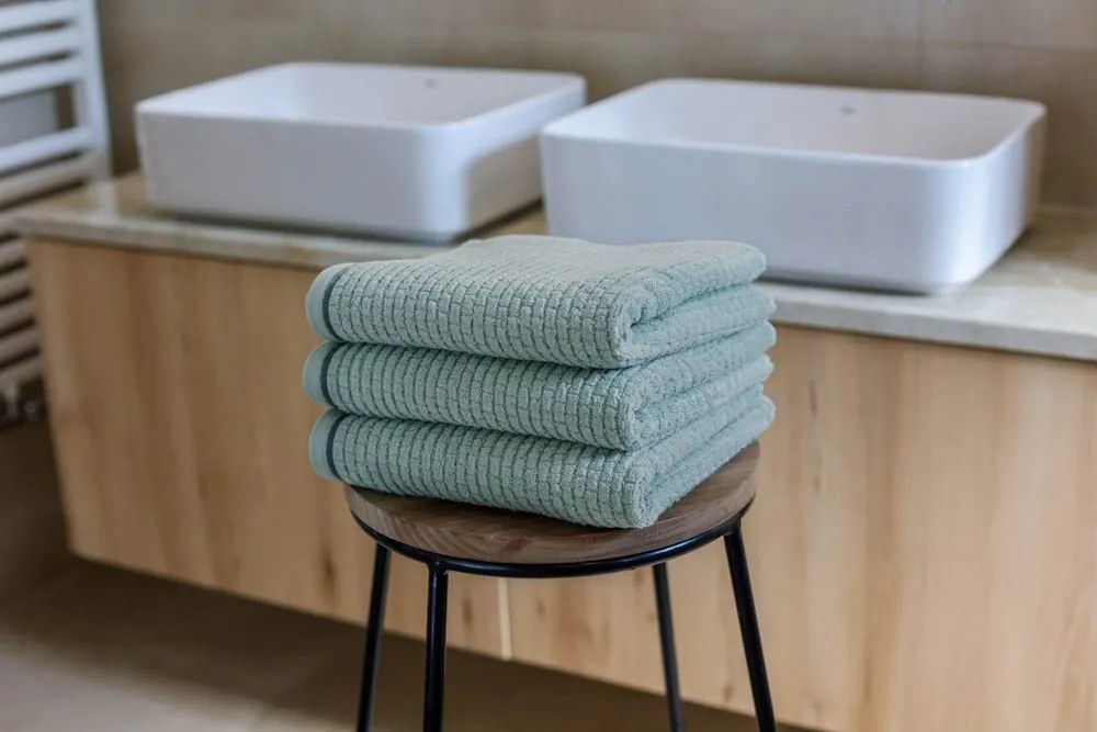 Polášek Froté osuška LADA - Fialová | 70 x 140 cm