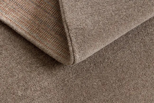 Koberec TEXTURA 488.04.LA600 Osta hnedý