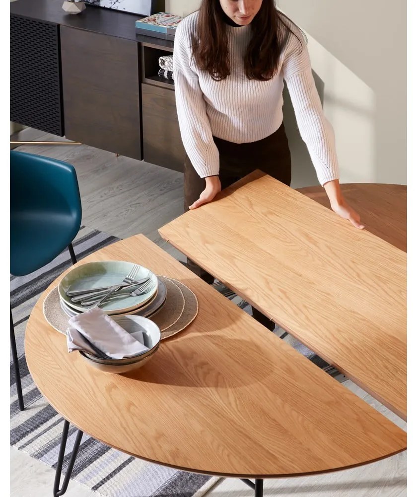 Rozkladací jedálenský stôl v dekore duba v prírodnej farbe 100x170 cm Novac – Kave Home