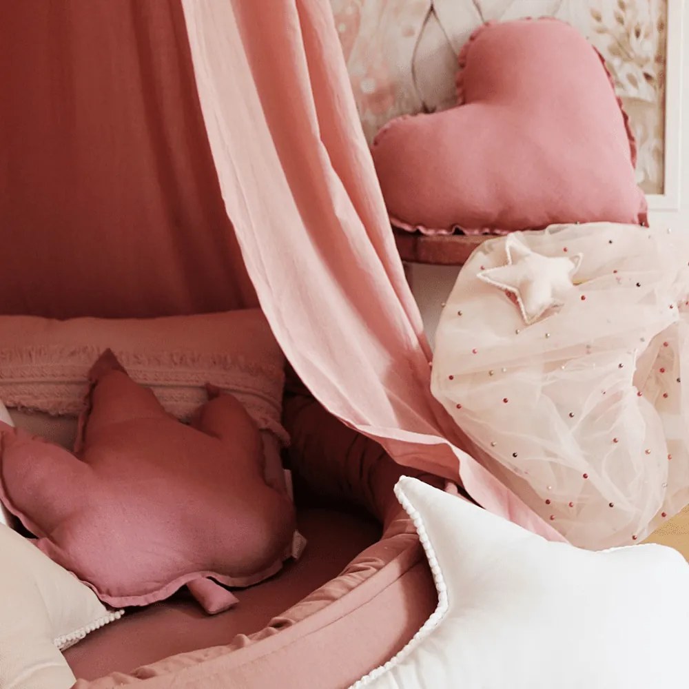 Ľanový vankúš javorový list sýto ružová 43x43 cm