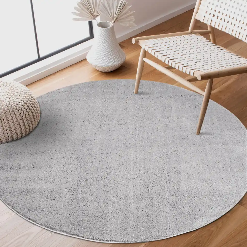 Dekorstudio Okrúhly koberec s dlhým vlasom SOFTSHINE sivý Priemer koberca:  120cm | BIANO