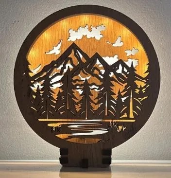 Drevená lampička na nočný stolík Vrchy