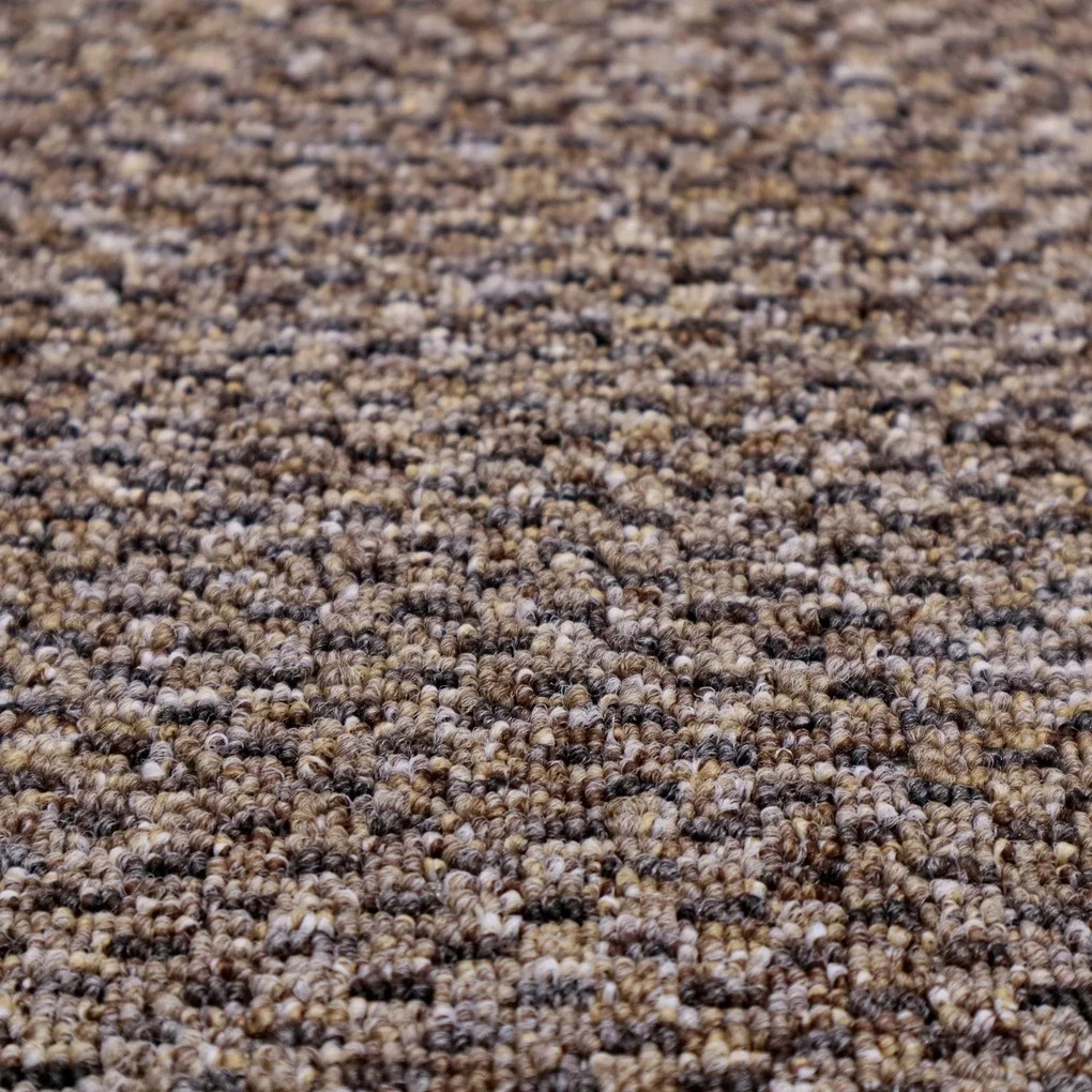 Metrážny koberec Rubin 2117 brown, na mieru, šíře 4m, hnedá, ab (mriežka), chodba / predsieň, Timzo