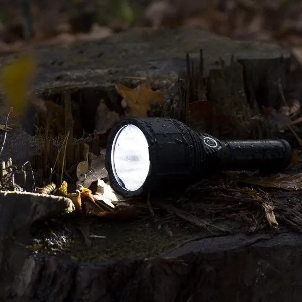 LED Stmievateľná nabíjacia baterka LED/30W/5V IPX7 3000 lm 4200 mAh