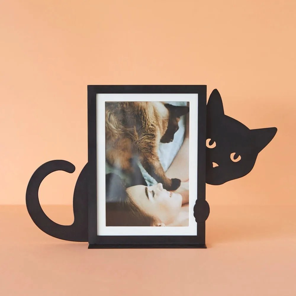 Čierny kovový stojací rámček 31x19,5 cm Hidden Cat – Balvi