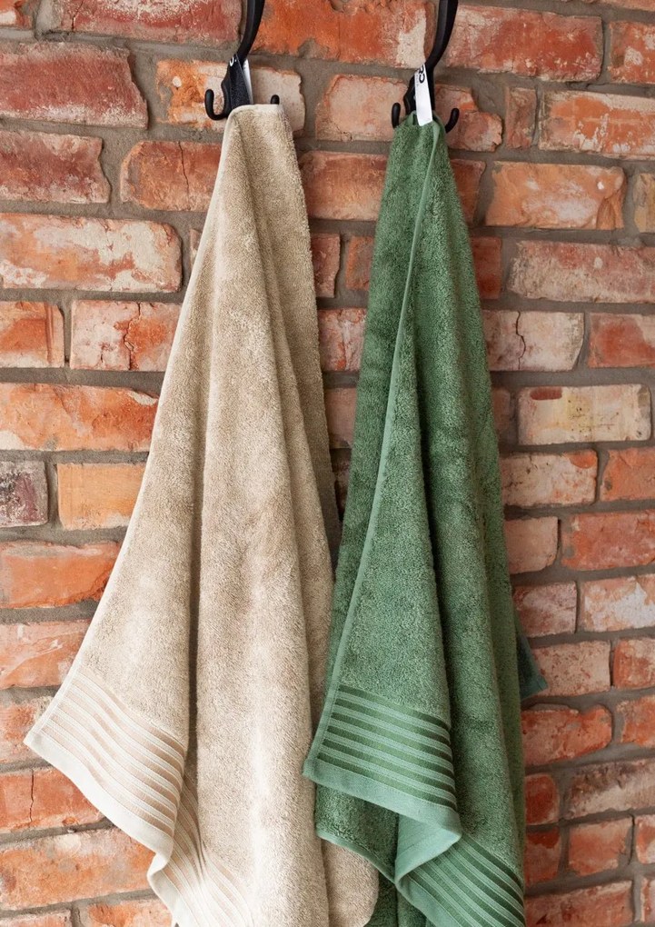 Bavlnený froté uterák s modalom VELA 70x140 cm béžový