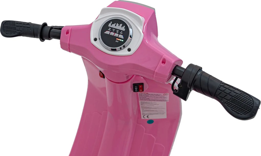 Ramiz Vozidlo Scooter Retro 23 Ružová